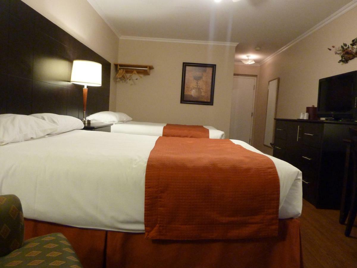 Motel Becancour Motel 2*