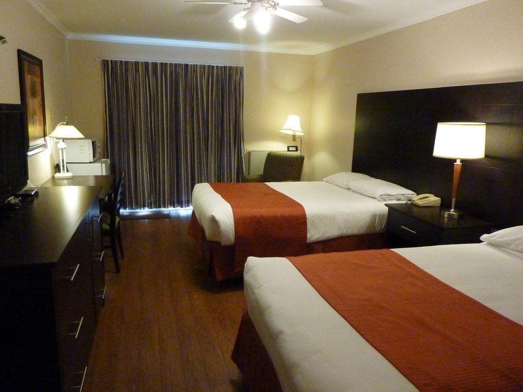 Motel Becancour Motel 2*